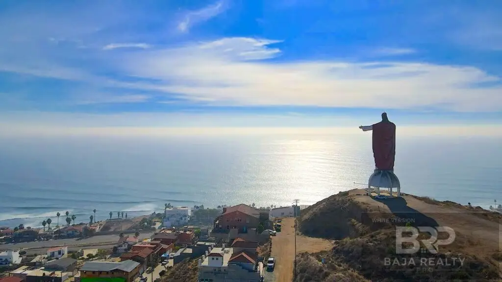 Costa Hermosa Real Estate